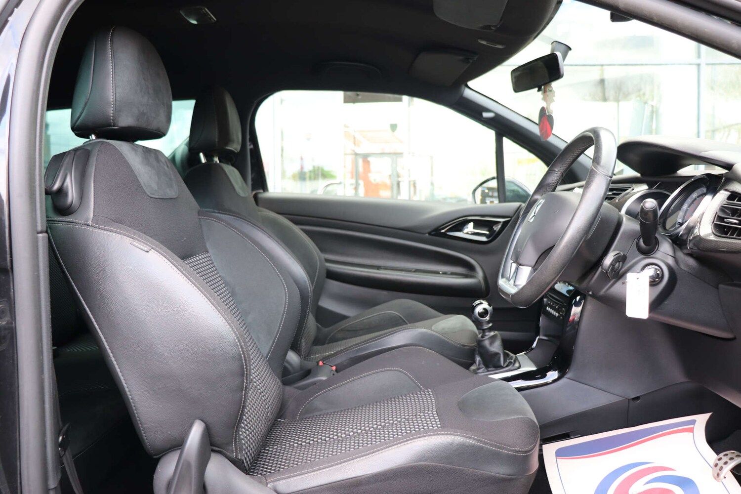 Used Citroen DS3 2010 for sale - 77446365: Photo 17