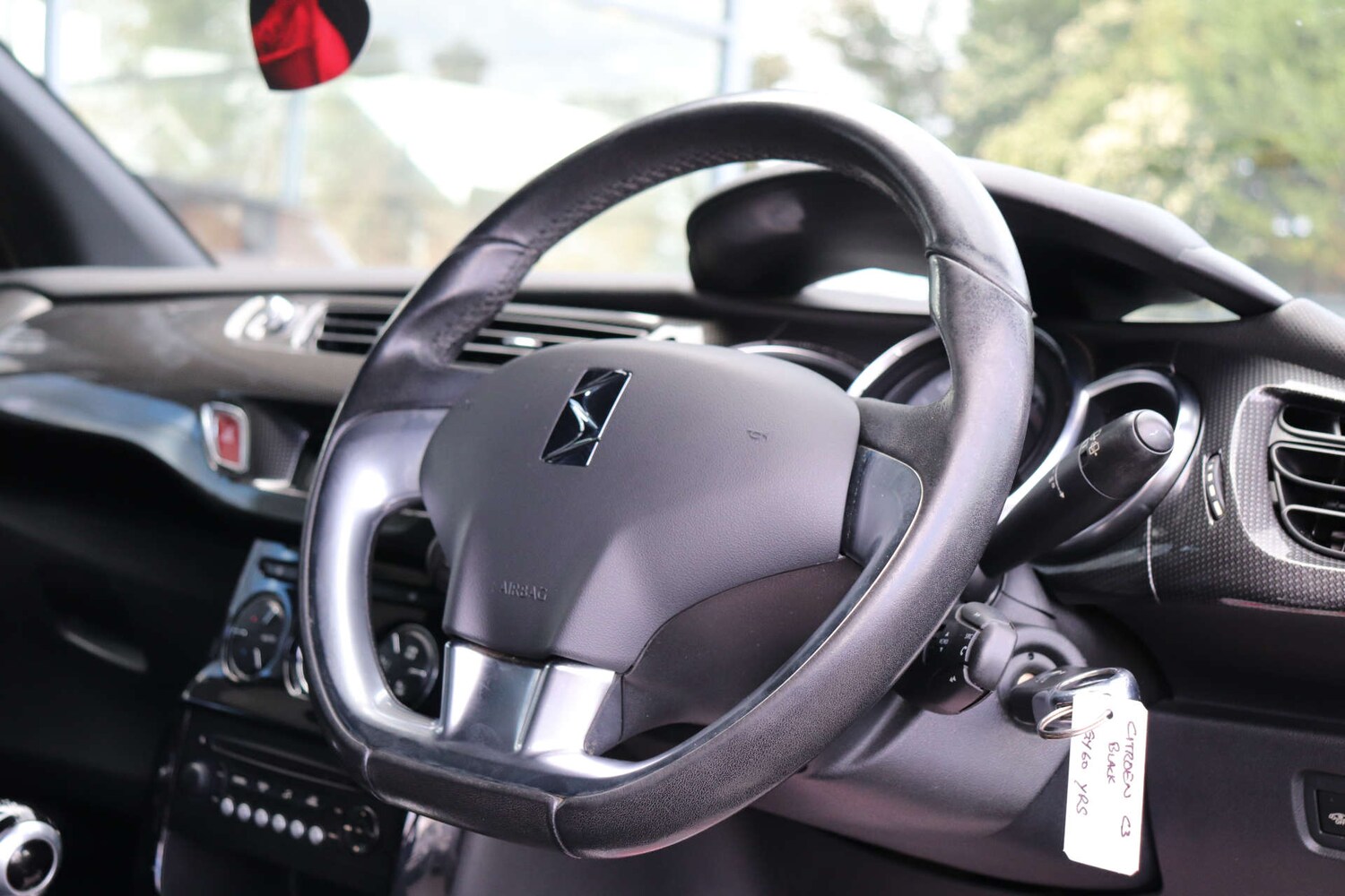 Used Citroen DS3 2010 for sale - 77446365: Photo 19