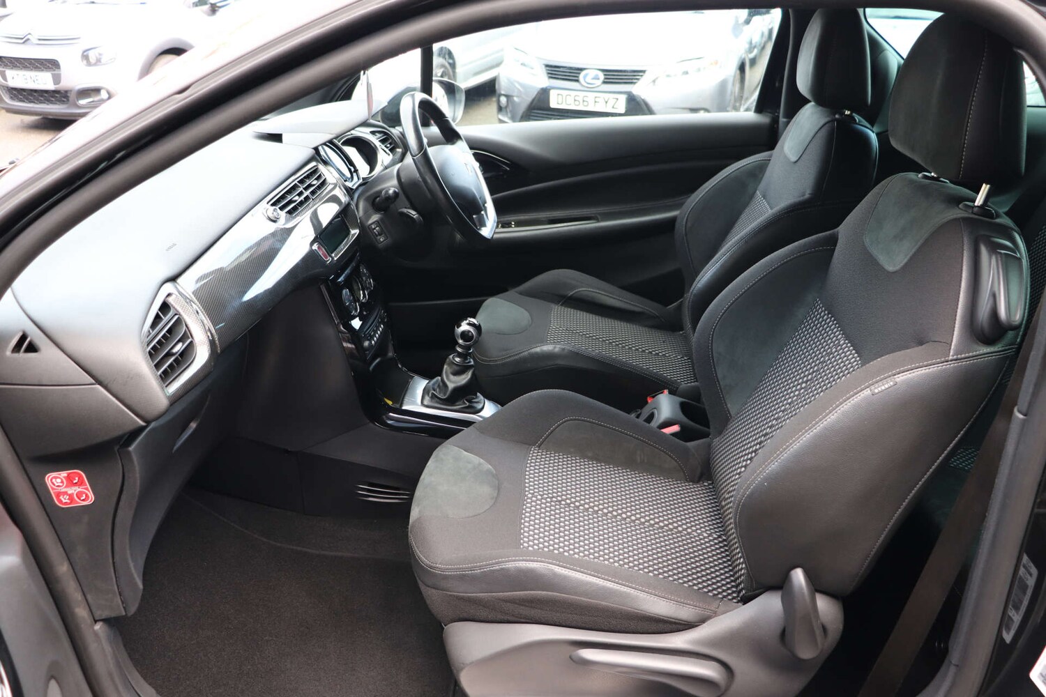 Used Citroen DS3 2010 for sale - 77446365: Photo 25