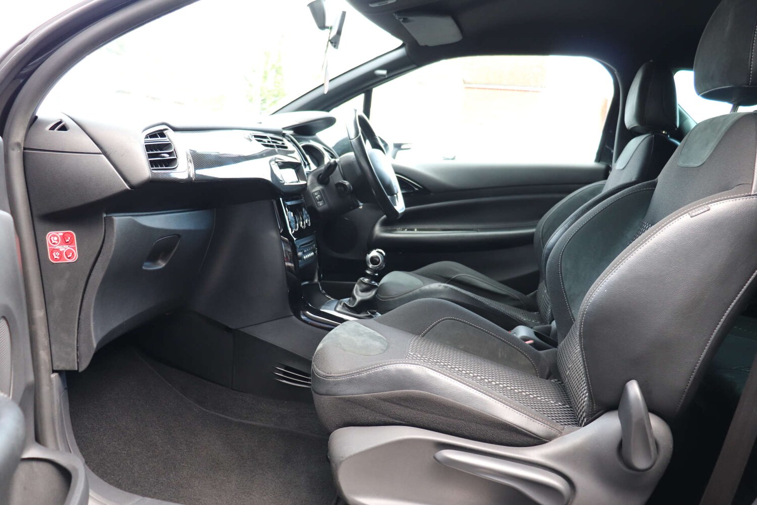 Used Citroen DS3 2010 for sale - 77446365: Photo 26