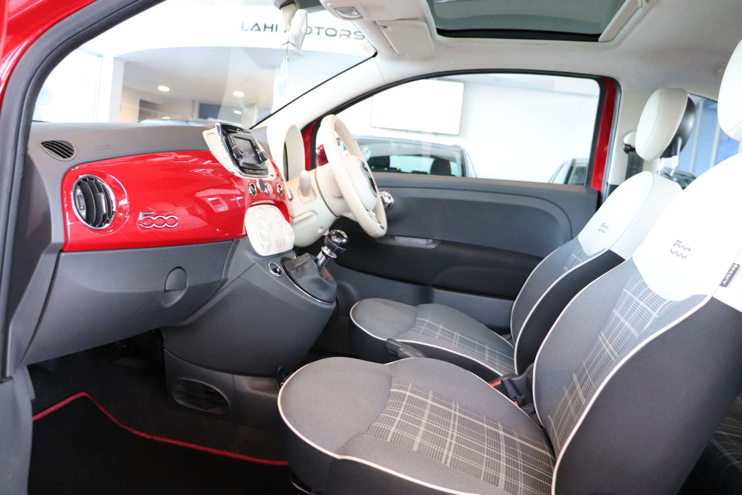 Used Fiat 500 2016 for sale - 77125160: Photo 31