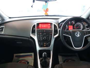 Used Vauxhall Astra 2013 for sale - 74615088: Photo