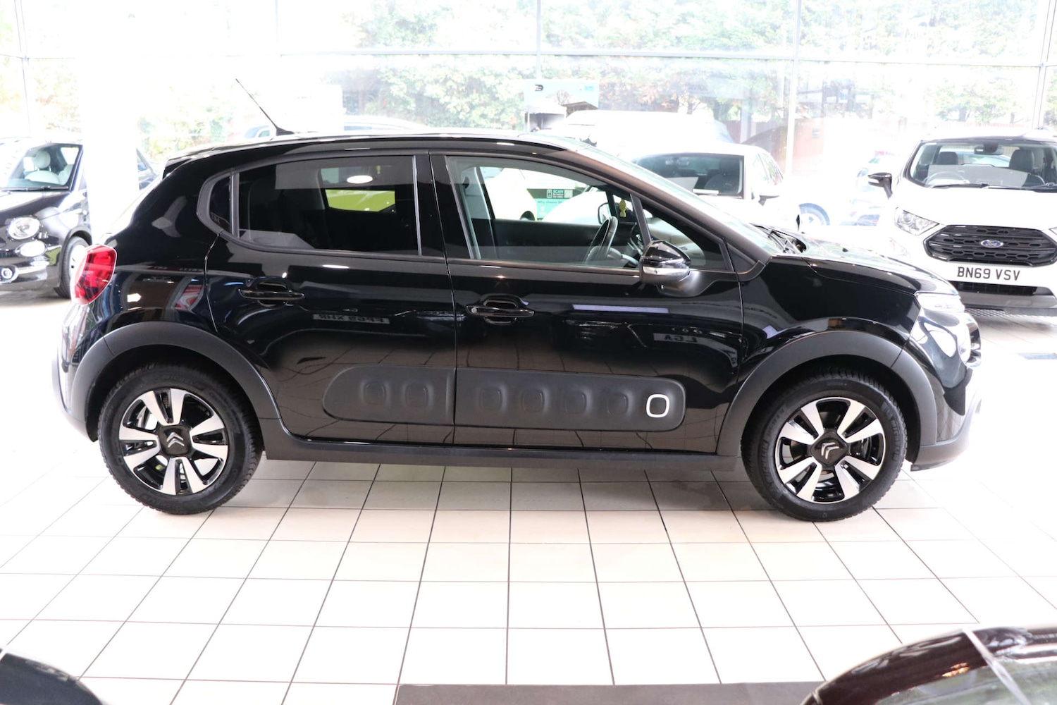 Used Citroen C3 2019 for sale - 76451759: Photo 9
