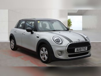 Used MINI Hatch 2019 for sale - 78654427: Photo