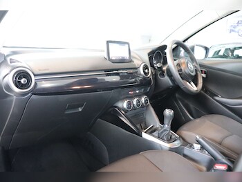 Used Mazda Mazda2 2020 for sale - 77297304: Photo