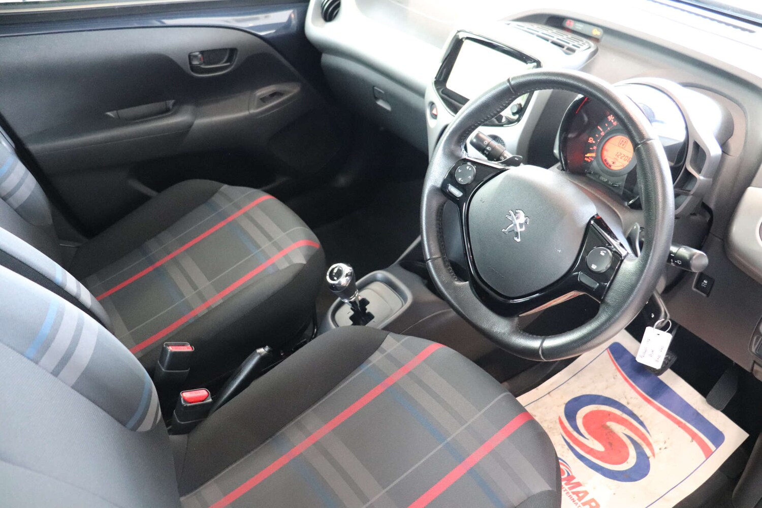 Used Peugeot 108 2015 for sale - 76601024: Photo 17