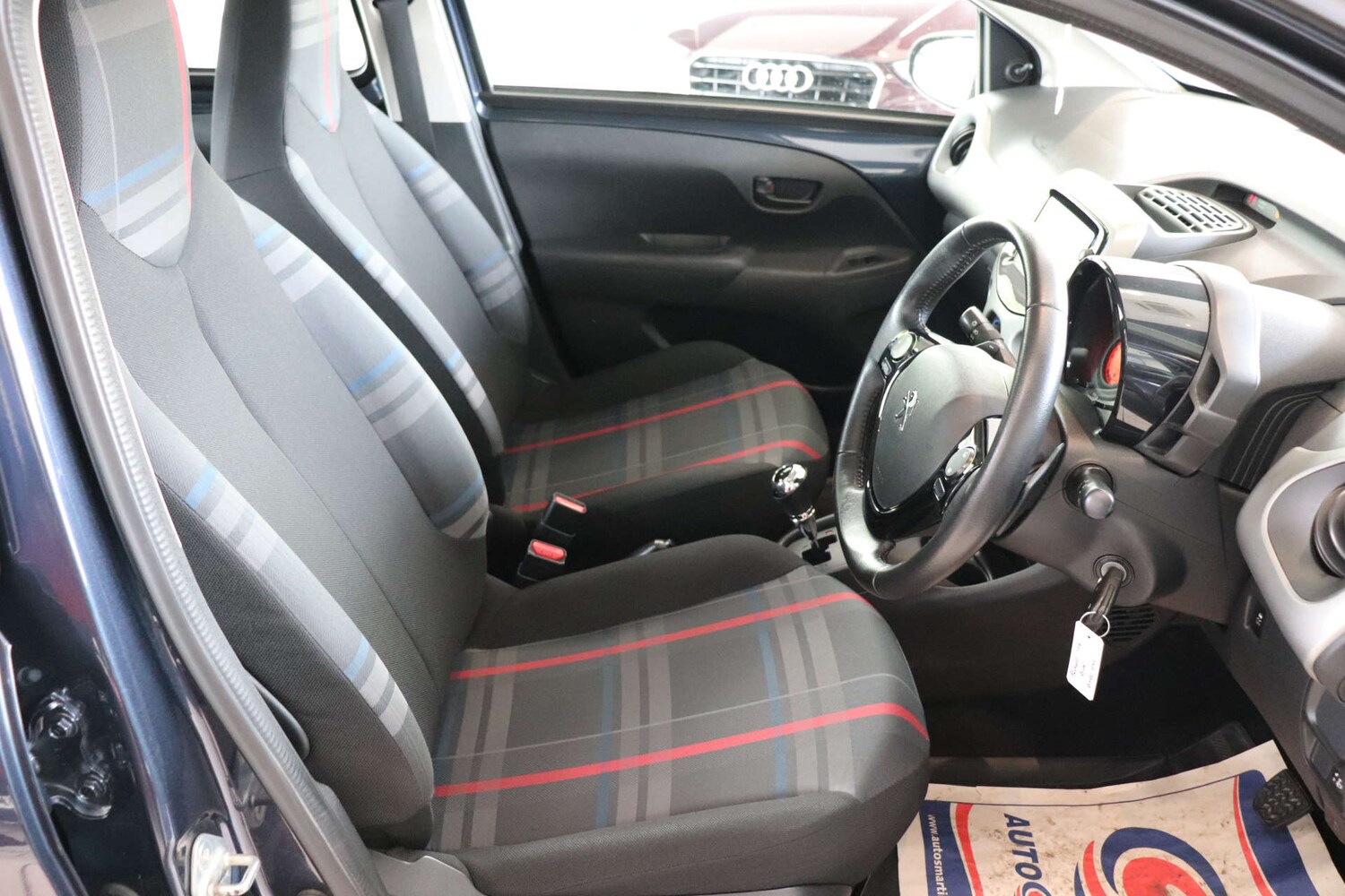 Used Peugeot 108 2015 for sale - 76601024: Photo 18