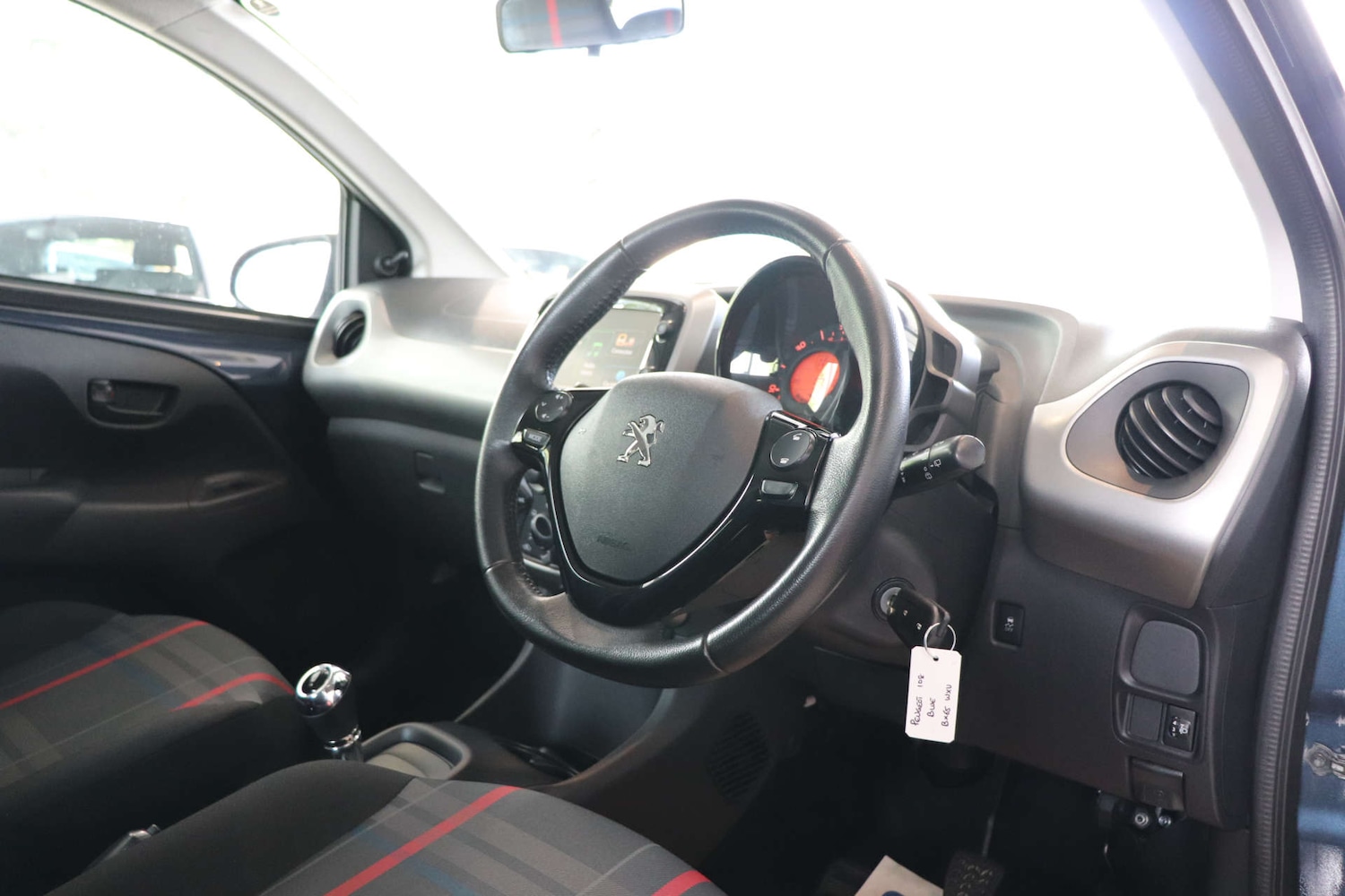 Used Peugeot 108 2015 for sale - 76601024: Photo 20