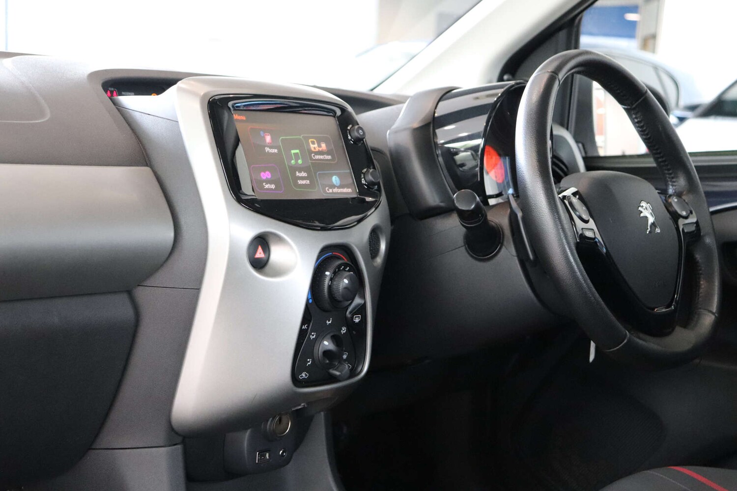 Used Peugeot 108 2015 for sale - 76601024: Photo 37