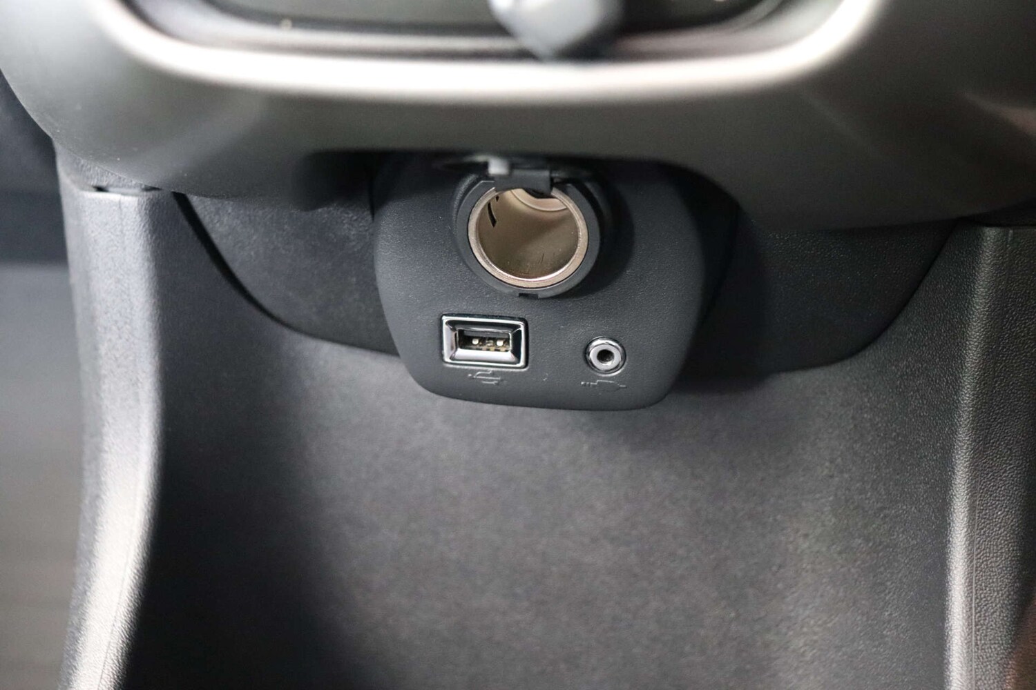 Used Peugeot 108 2015 for sale - 76601024: Photo 43