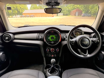 Used MINI Hatch 2019 for sale - 78806559: Photo