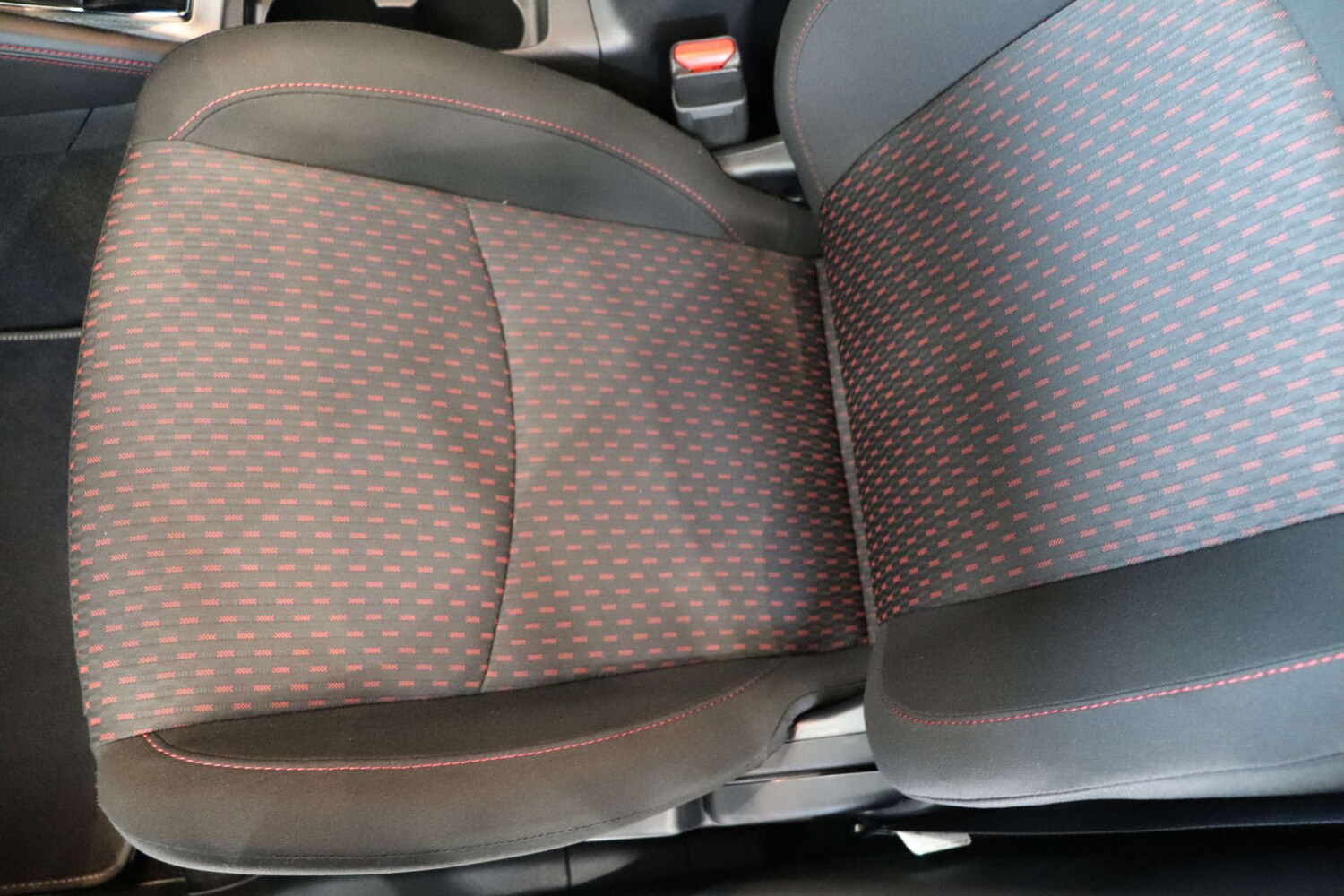 Used Mitsubishi ASX 2018 for sale - 76493581: Photo 48