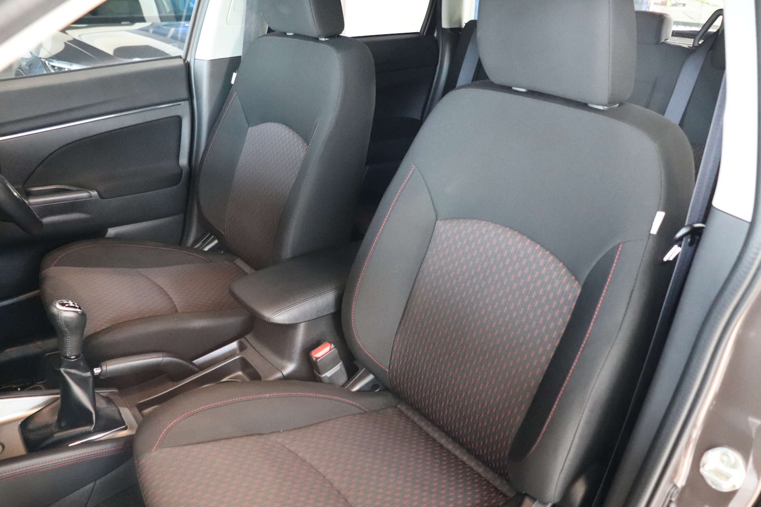 Used Mitsubishi ASX 2018 for sale - 76493581: Photo 50