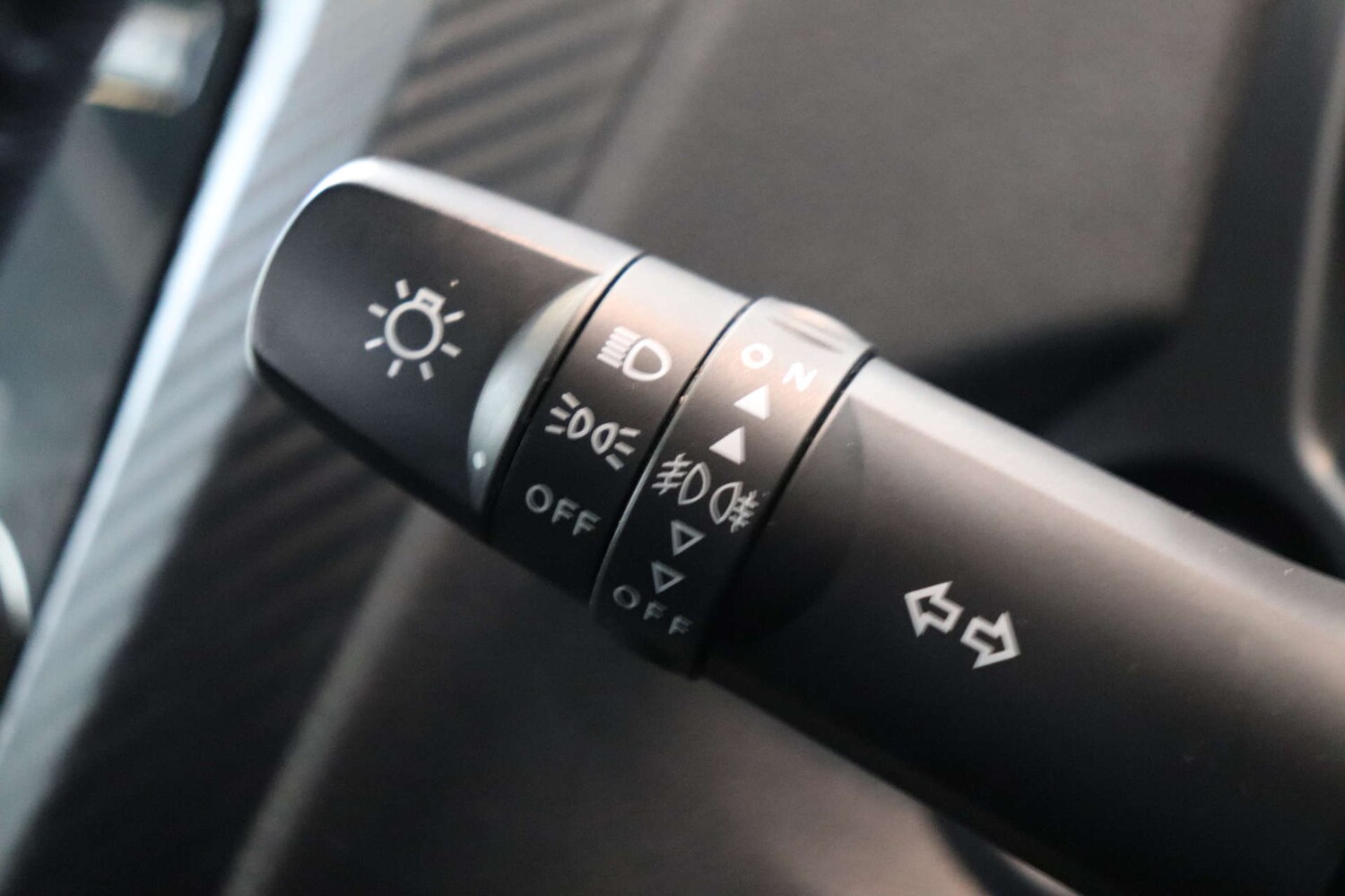 Used Mitsubishi ASX 2018 for sale - 76493581: Photo 60