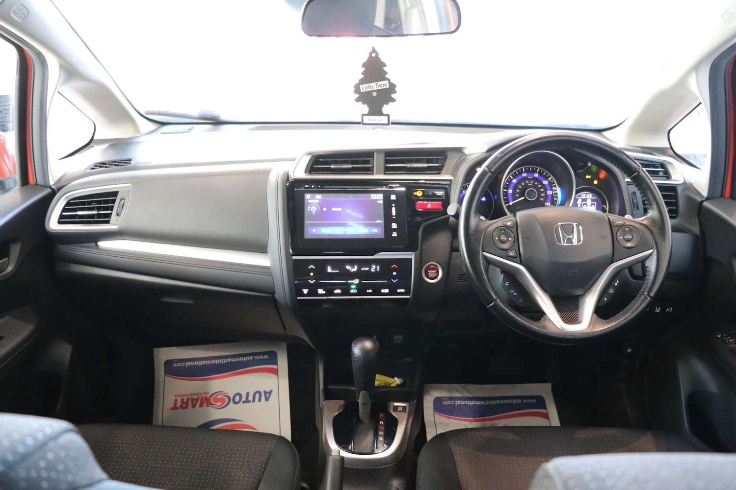 Used Honda Jazz 2017 for sale - 76374439: Photo 3