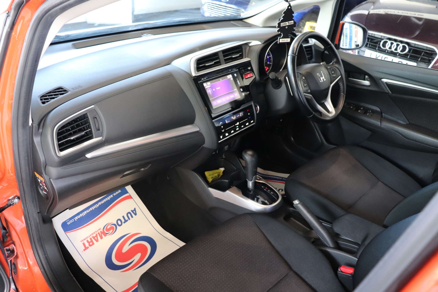 Used Honda Jazz 2017 for sale - 76374439: Photo 32