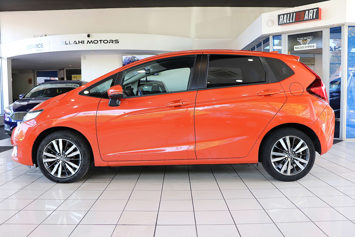 Used Honda Jazz 2017 for sale - 76374439: Photo 5