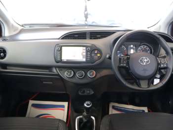 Used Toyota Yaris 2019 for sale - 75087539: Photo
