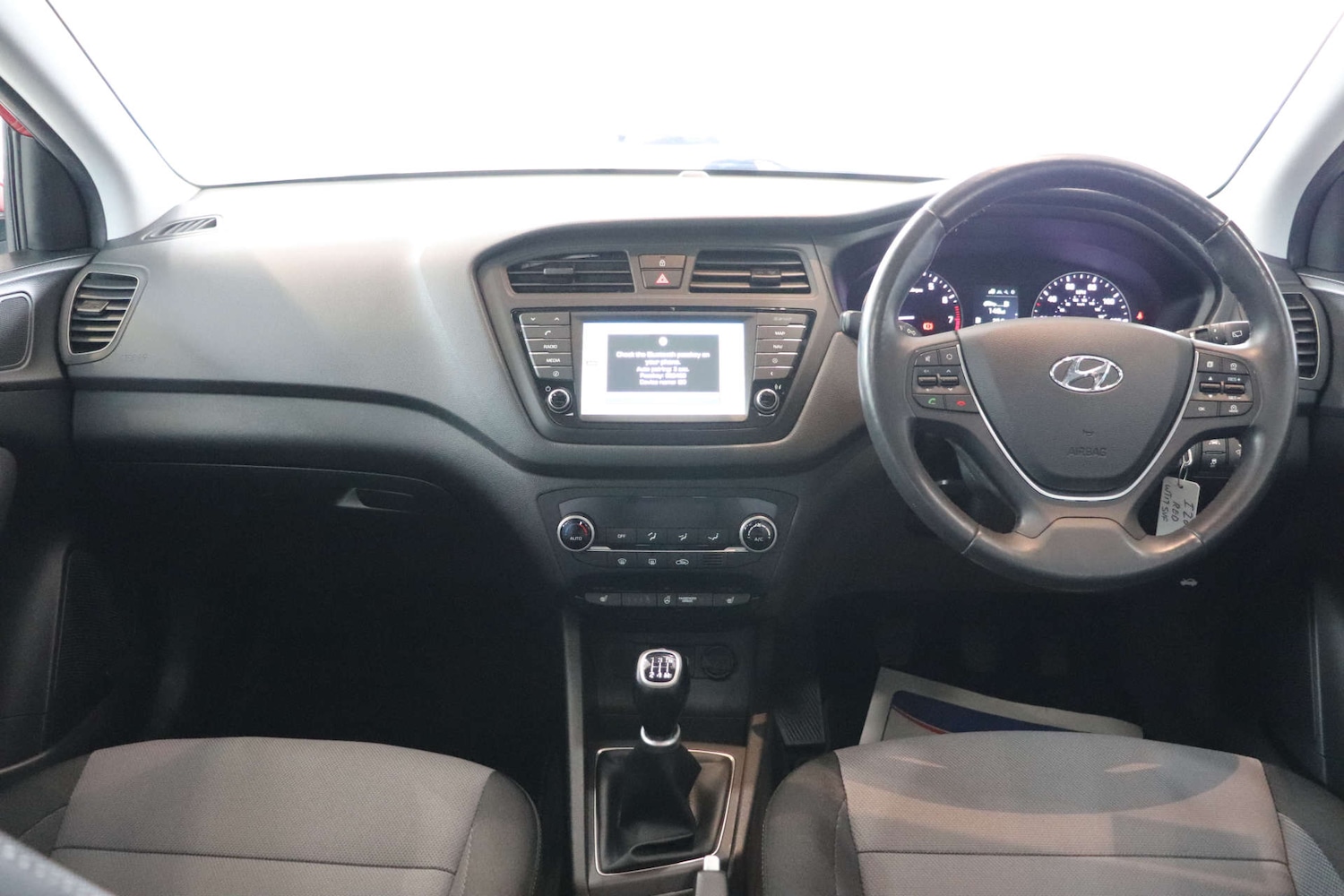 Used Hyundai i20 2017 for sale - 75996560: Photo 14
