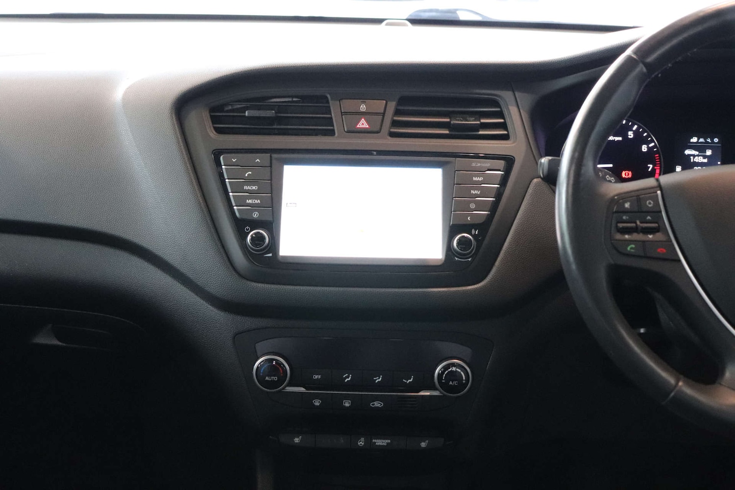 Used Hyundai i20 2017 for sale - 75996560: Photo 15