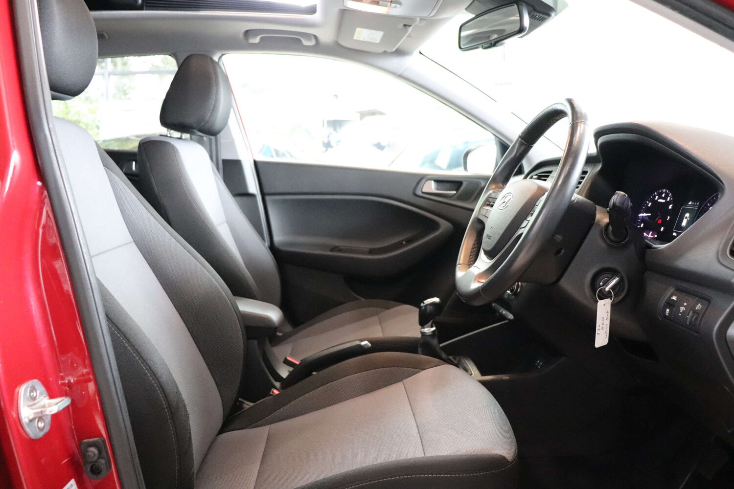 Used Hyundai i20 2017 for sale - 75996560: Photo 19