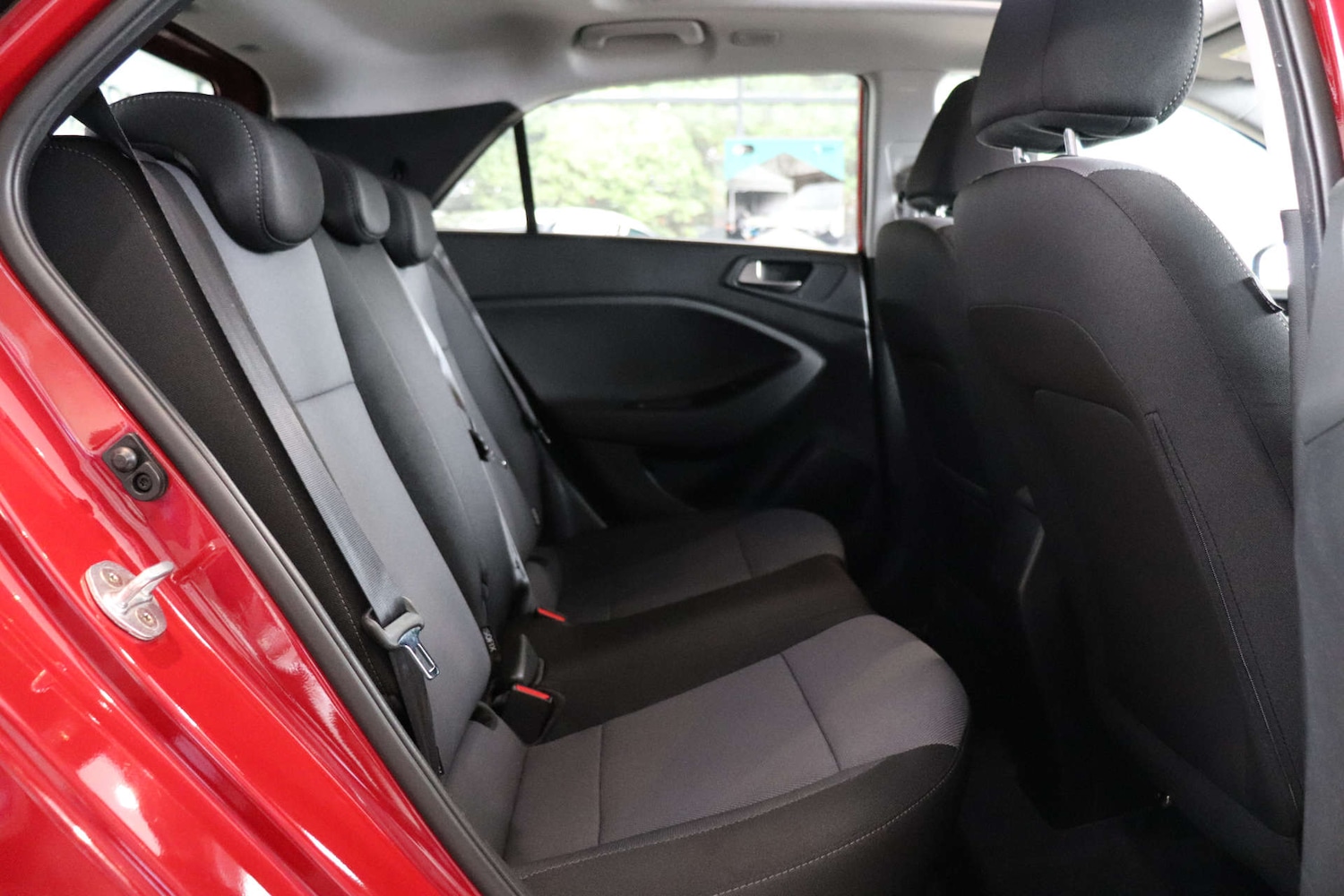 Used Hyundai i20 2017 for sale - 75996560: Photo 27