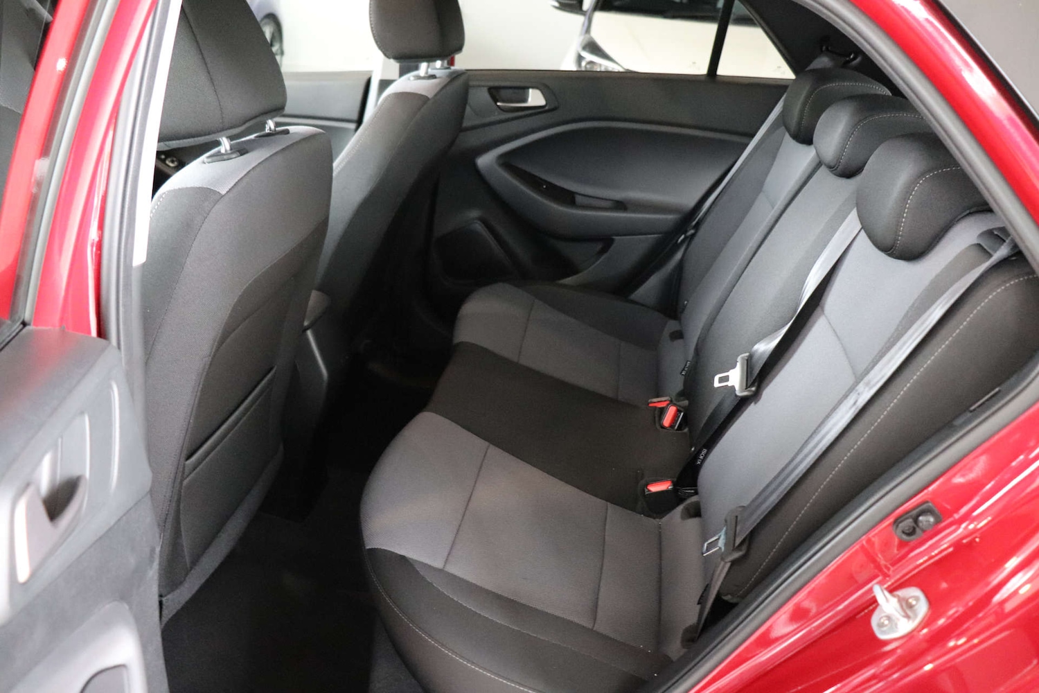 Used Hyundai i20 2017 for sale - 75996560: Photo 30