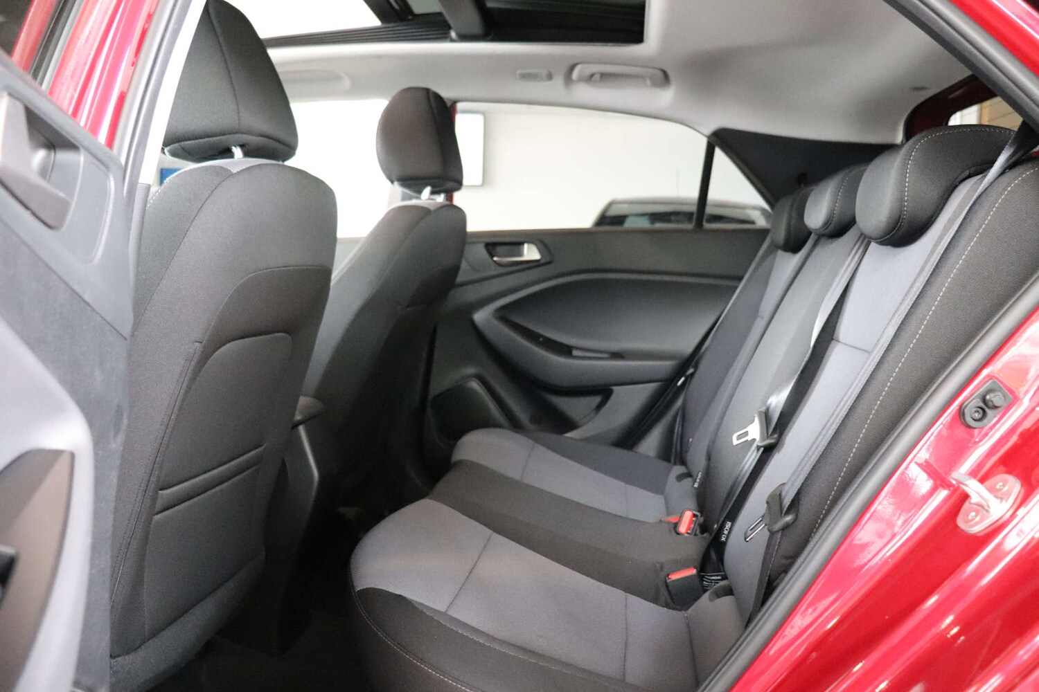 Used Hyundai i20 2017 for sale - 75996560: Photo 31