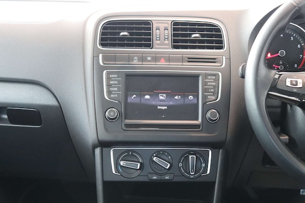 Used Volkswagen Polo 2015 for sale - 75300205: Photo 15