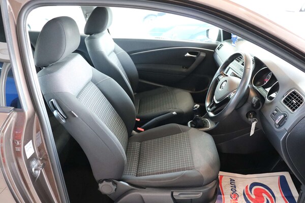 Used Volkswagen Polo 2015 for sale - 75300205: Photo 18