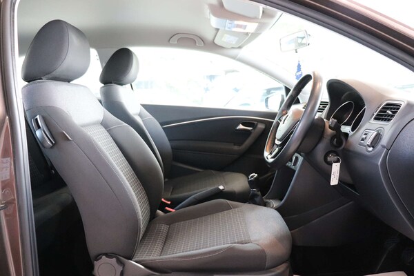 Used Volkswagen Polo 2015 for sale - 75300205: Photo 19