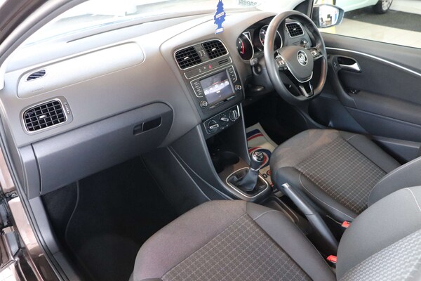 Used Volkswagen Polo 2015 for sale - 75300205: Photo 29