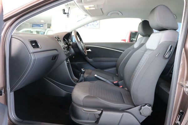 Used Volkswagen Polo 2015 for sale - 75300205: Photo 31