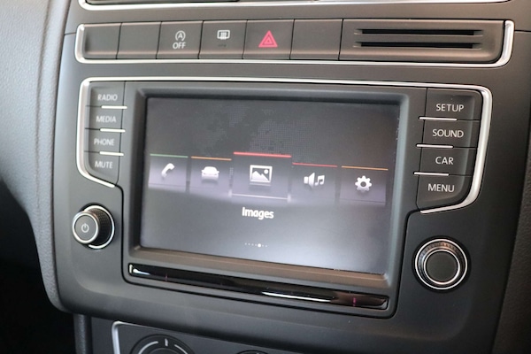 Used Volkswagen Polo 2015 for sale - 75300205: Photo 38