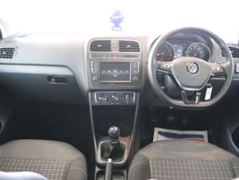 Used Volkswagen Polo 2015 for sale - 75300205: Photo