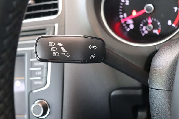 Used Volkswagen Polo 2015 for sale - 75300205: Photo 45