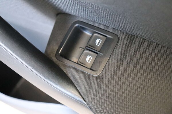 Used Volkswagen Polo 2015 for sale - 75300205: Photo 50