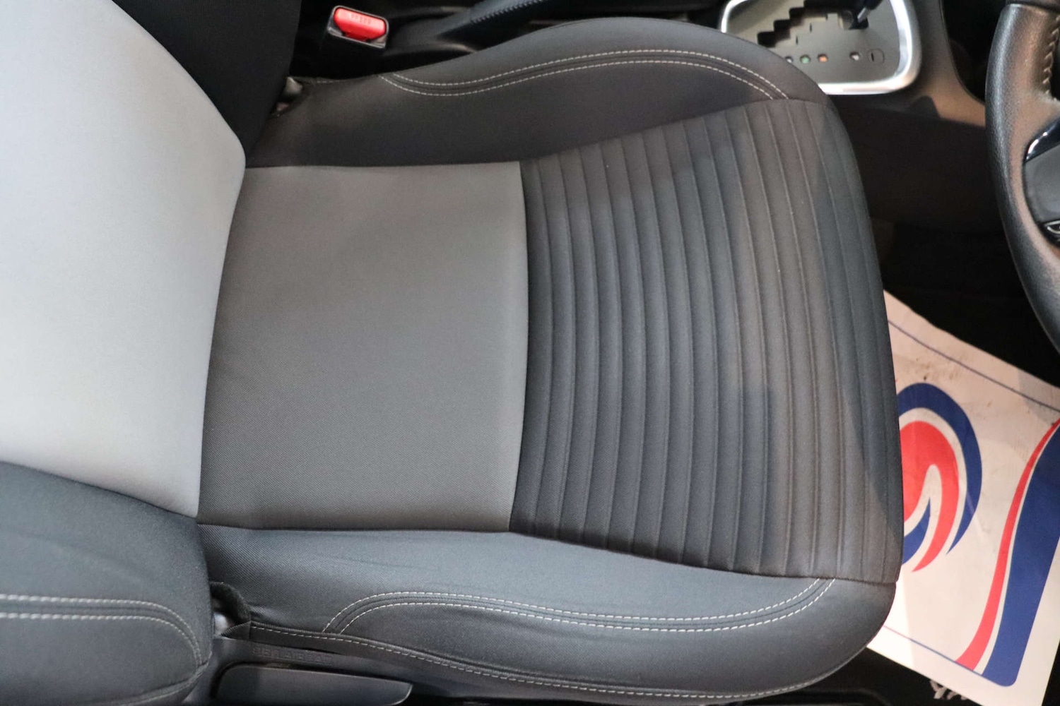Used Toyota Yaris 2018 for sale - 76354269: Photo 22
