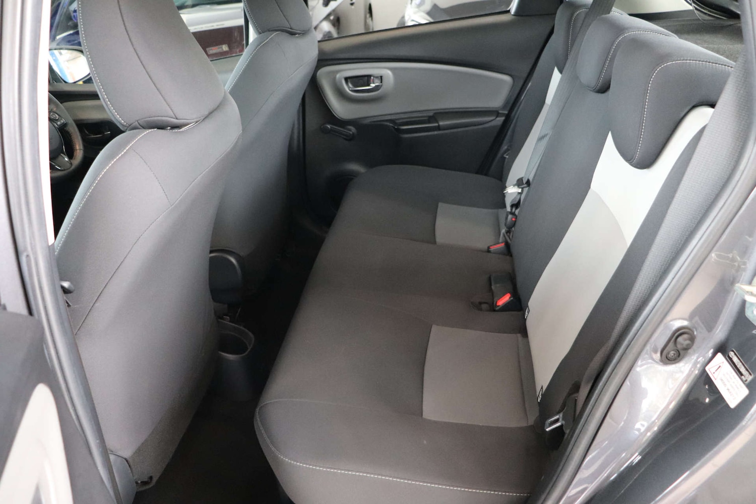 Used Toyota Yaris 2018 for sale - 76354269: Photo 29