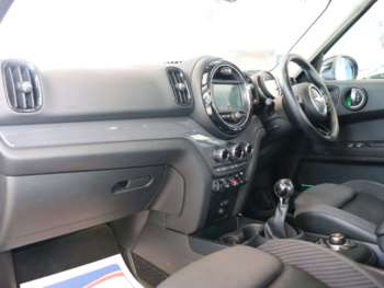 Used MINI Countryman 2017 for sale - 74688900: Photo