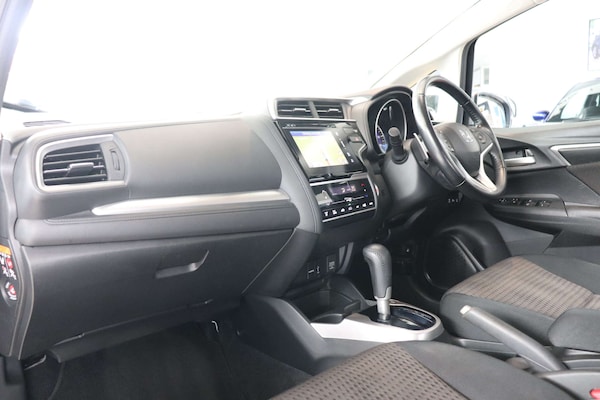 Used Honda Jazz 2018 for sale - 75474179: Photo 35