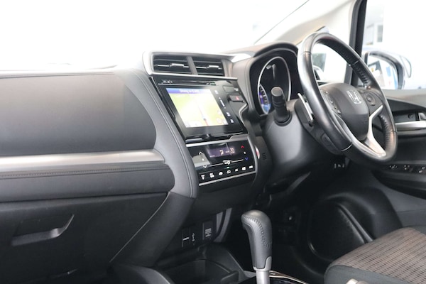Used Honda Jazz 2018 for sale - 75474179: Photo 37
