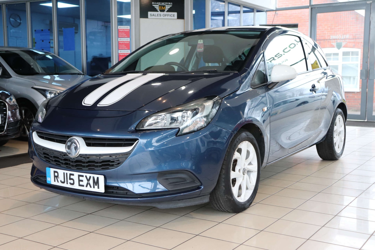 Used Vauxhall Corsa 2015 for sale - 77406141: Photo 2