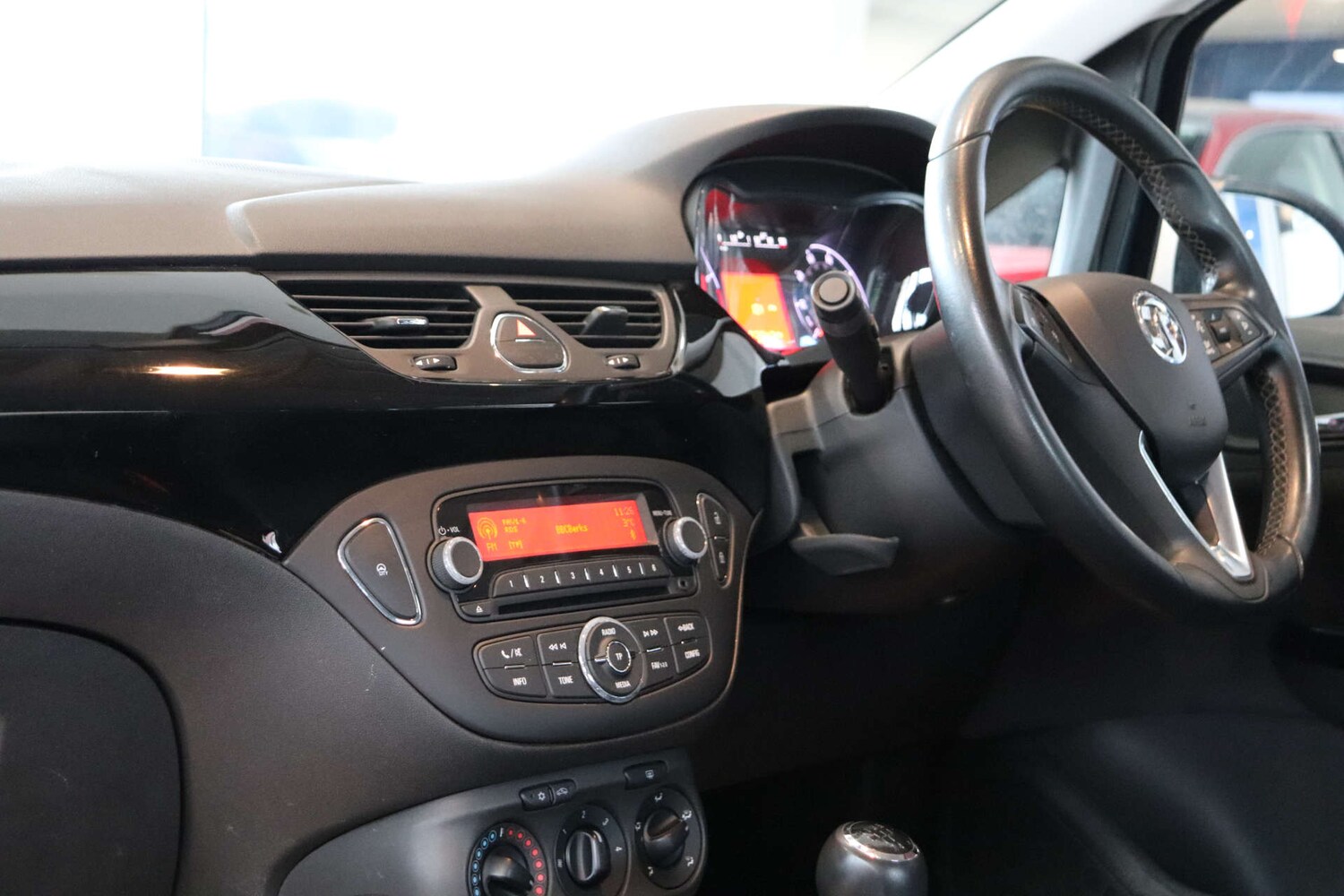 Used Vauxhall Corsa 2015 for sale - 77406141: Photo 31