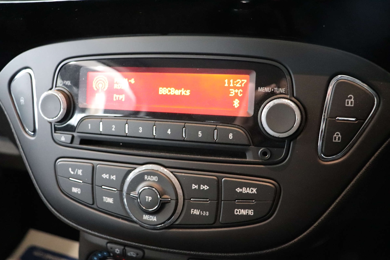 Used Vauxhall Corsa 2015 for sale - 77406141: Photo 35