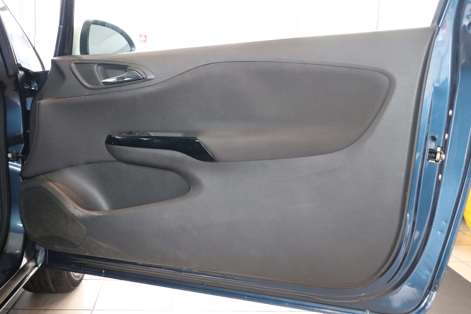 Used Vauxhall Corsa 2015 for sale - 77406141: Photo 45