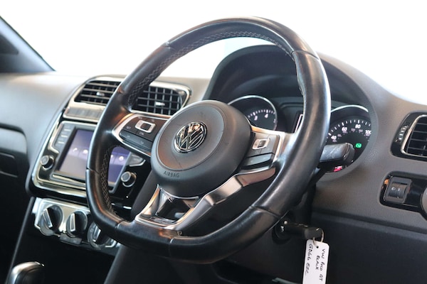 Used Volkswagen Polo 2016 for sale - 73898035: Photo 21