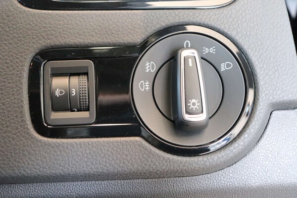 Used Volkswagen Polo 2016 for sale - 73898035: Photo 50