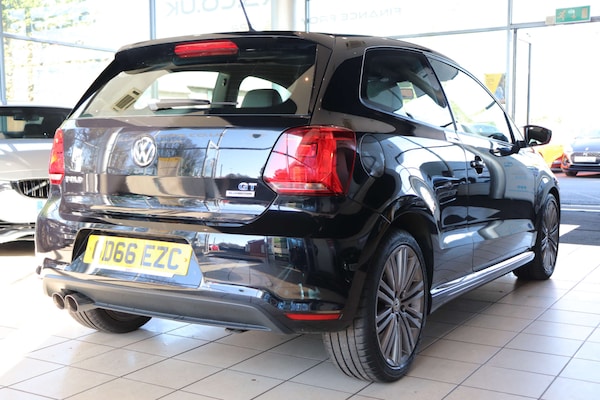 Used Volkswagen Polo 2016 for sale - 73898035: Photo 8