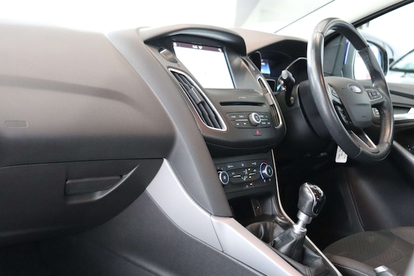 Used Ford Focus 2017 for sale - 76277475: Photo 37